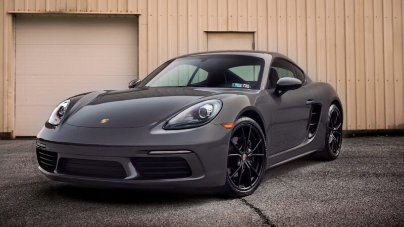 Universalios padangos: Ar jos tikrai tinka visiems sezonams?