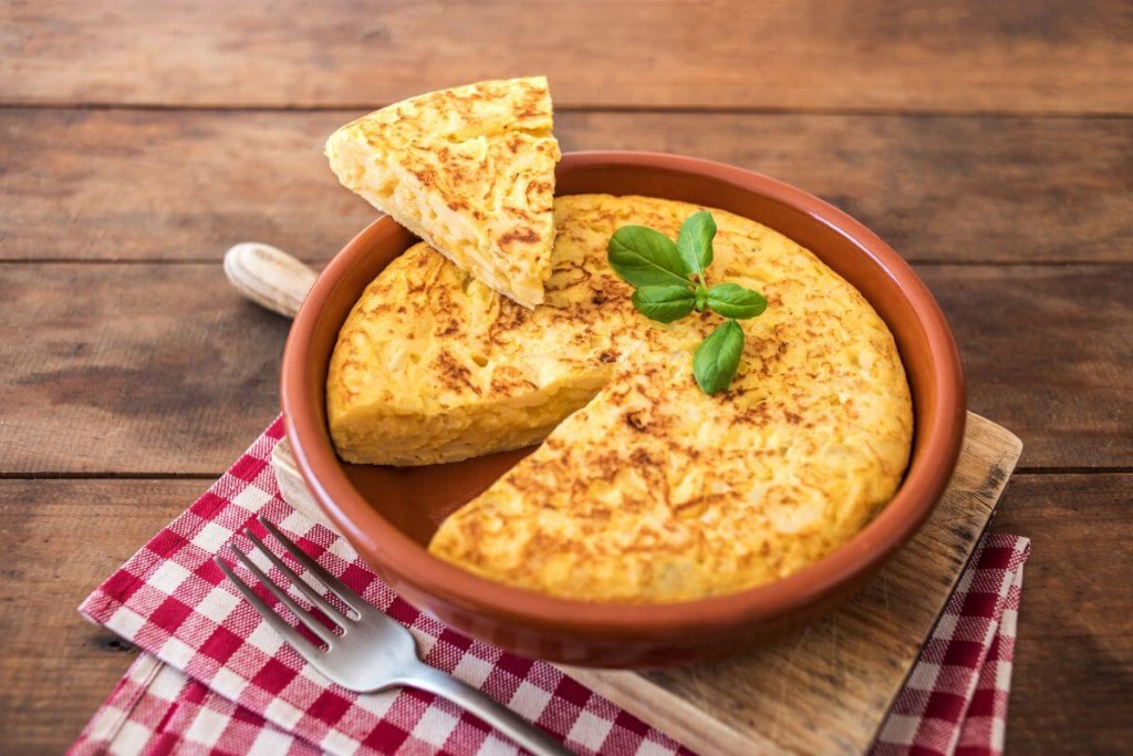 Ispaniskas-omletas-tortilla-espanola - Laikas.lt Ispaniškas omletas tortilla Espanola