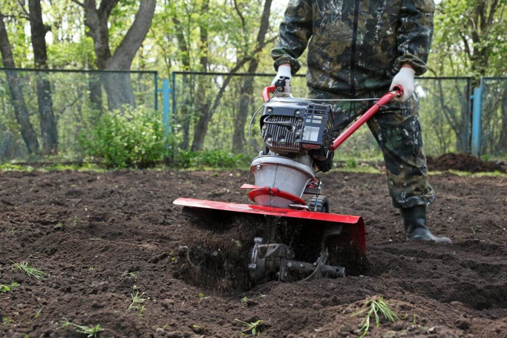 Spalio-menesio-darbai-sode-darze-ir-gelyne-zemes-paruosimas - Laikas.lt Spalio mėnesio darbai sode, darže ir gėlyne. Žemės paruošimas