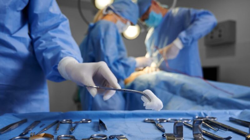 Mirusiu paskelbtas vyras „atgijo“ operacijos metu – jo širdį ketino persodinti kitam žmogui