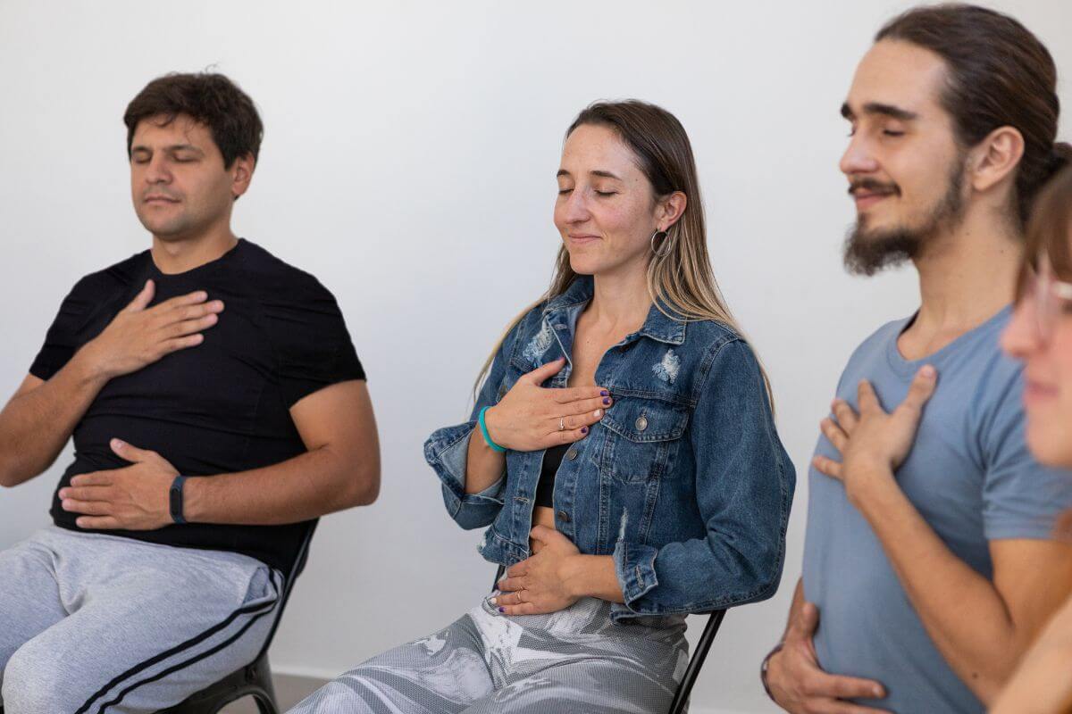 Dėmesingo įsisąmoninimo meditacija: kaip ją praktikuoti