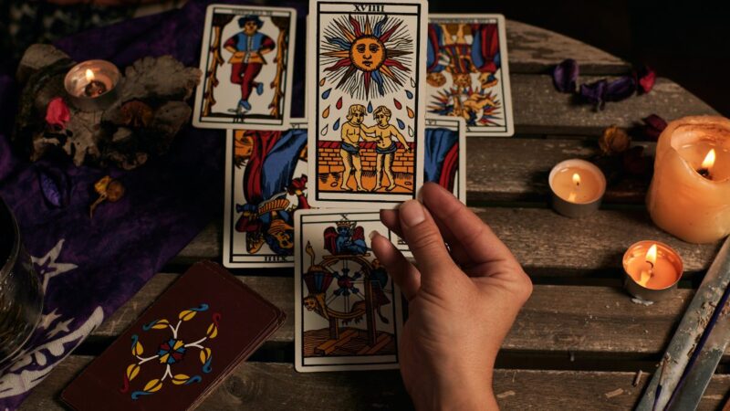 2024 m. lapkričio 25 d. – gruodžio 1 d. Taro prognozė: Šauliams – nemaloni tiesa, Skorpionams – džiaugsmo savaitė