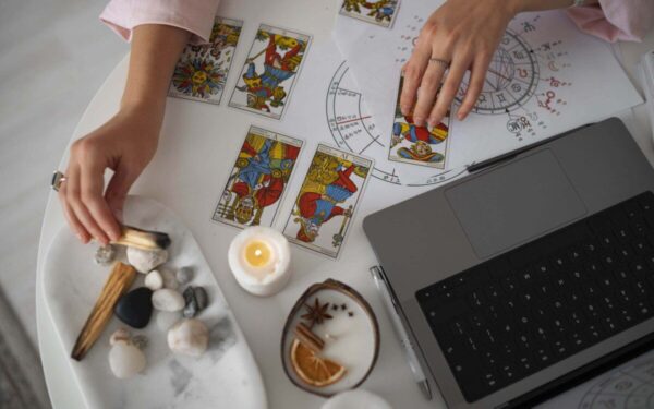 Pirmadienio garso horoskopas (lapkričio 11 d.): Du Zodiako ženklai ant finansinių staigmenų slenksčio!