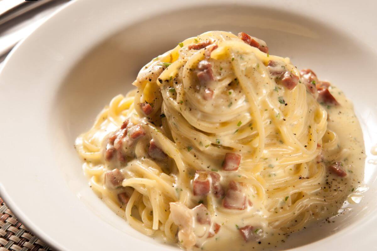 Itališki spagečiai Carbonara