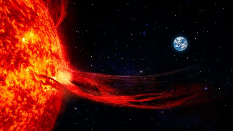 Saulėje įvyko galingas žybsnis: lapkričio 29 dieną Žemę užklups magnetinė audra