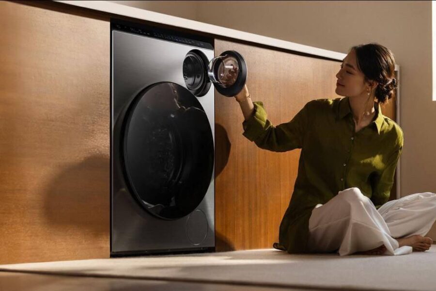 „Xiaomi“ sukūrė skalbimo mašiną tinginiams su dviem būgnais, kur mini būgnas skirtas tik smulkiems daiktams