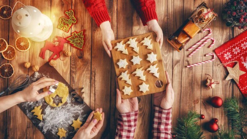 10 kūrybingų idėjų kalėdinėms tradicijoms šeimoje kurti