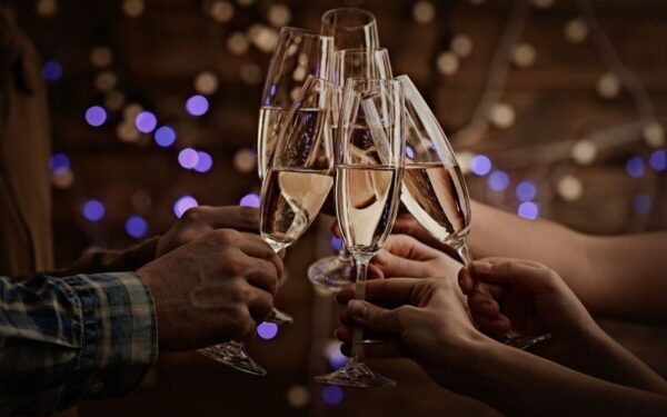 Kokie gėrimai turėtų puošti jūsų stalą sutinkant Žaliosios Gyvatės metus?