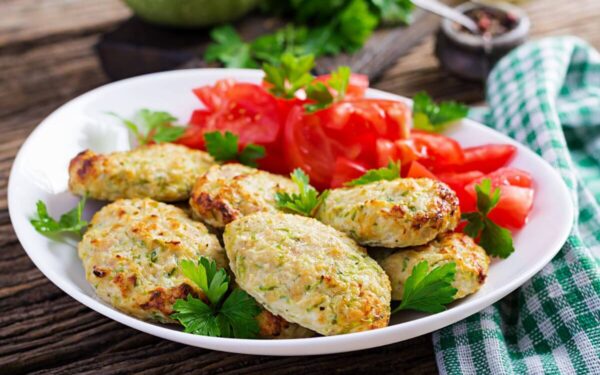 Kotletai su riešutais: vakarienei naujųjų metų belaukiant