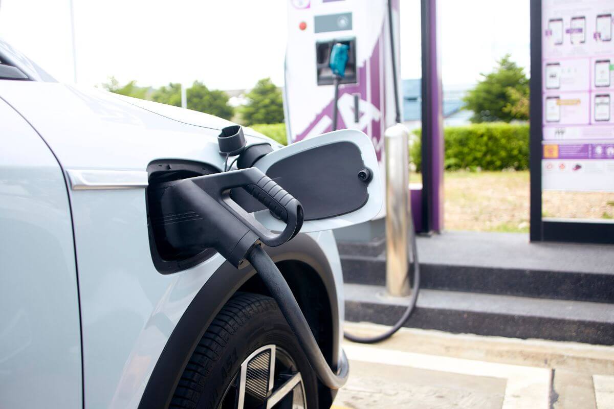 Lucid elektrinių automobilių varikliai su dvigubo perjungimo transmisija. Padidės efektyvumas