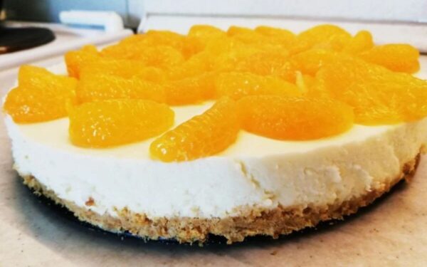 Gaivus mandarinų tortas be kepimo: tobulas desertas Kalėdoms