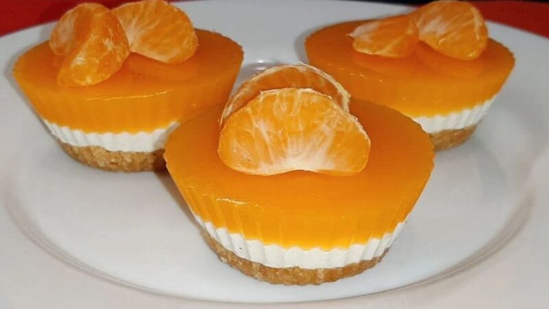 Mini sūrio pyragaičiai be kepimo Naujiesiems metams: nerasite paprastesnio recepto.