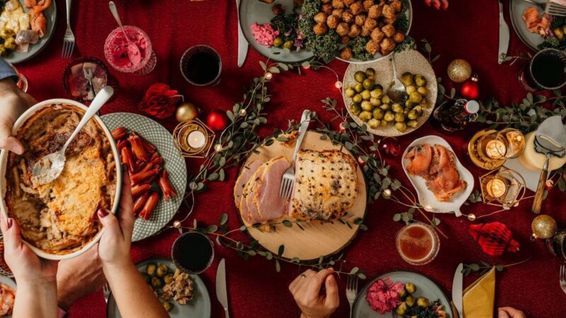 Šventinis laikotarpis be rūpesčių: kaip išvengti persivalgymo ir virškinimo problemų