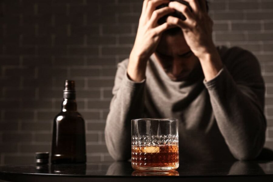 Turkijoje nuo alkoholio vartojimo mirė 17 žmonių