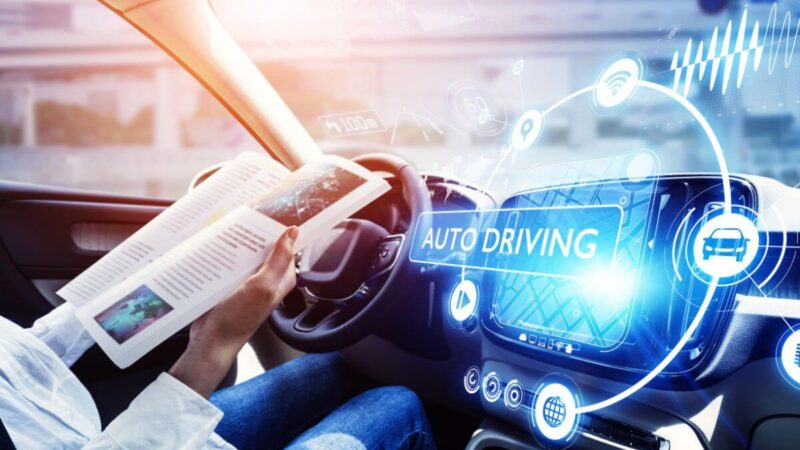 Italija testuoja autonominį automobilį automobilių dalijimosi programoje
