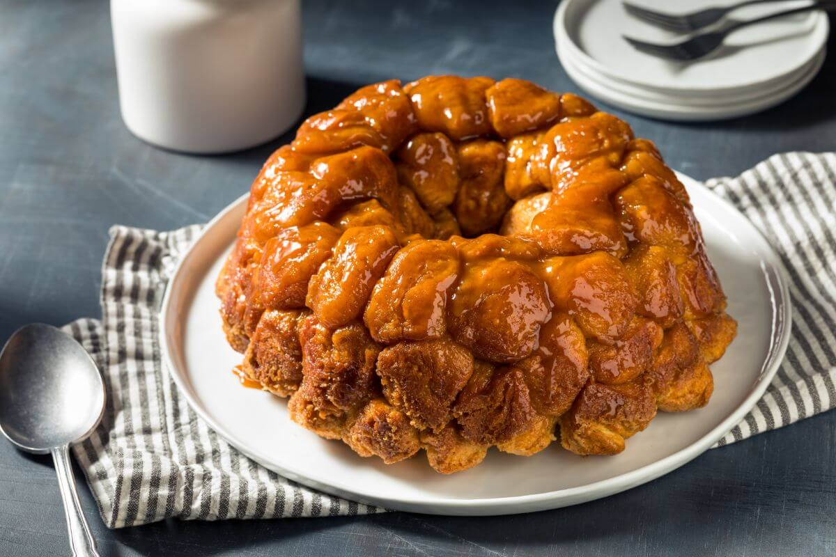 Monkey bread - duona su obuoliais
