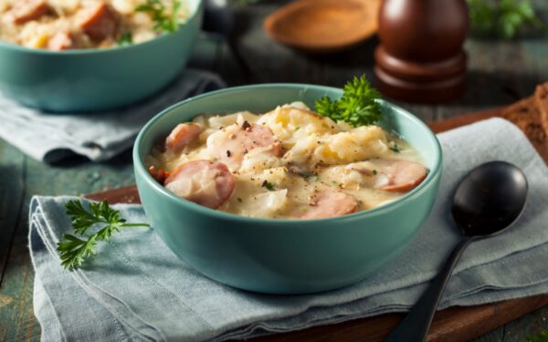 Sūrio ir dešros sriuba – taupus vakarienės receptas