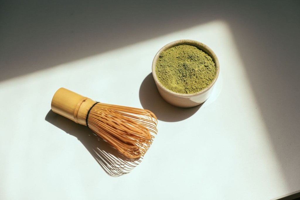 matcha-arbata-naudinga-gerti-nes-tai-naturalus-energijos-saltinis - Laikas.lt Matcha arbatą nauginga gerti, nes tai natūralus energijos šaltinis