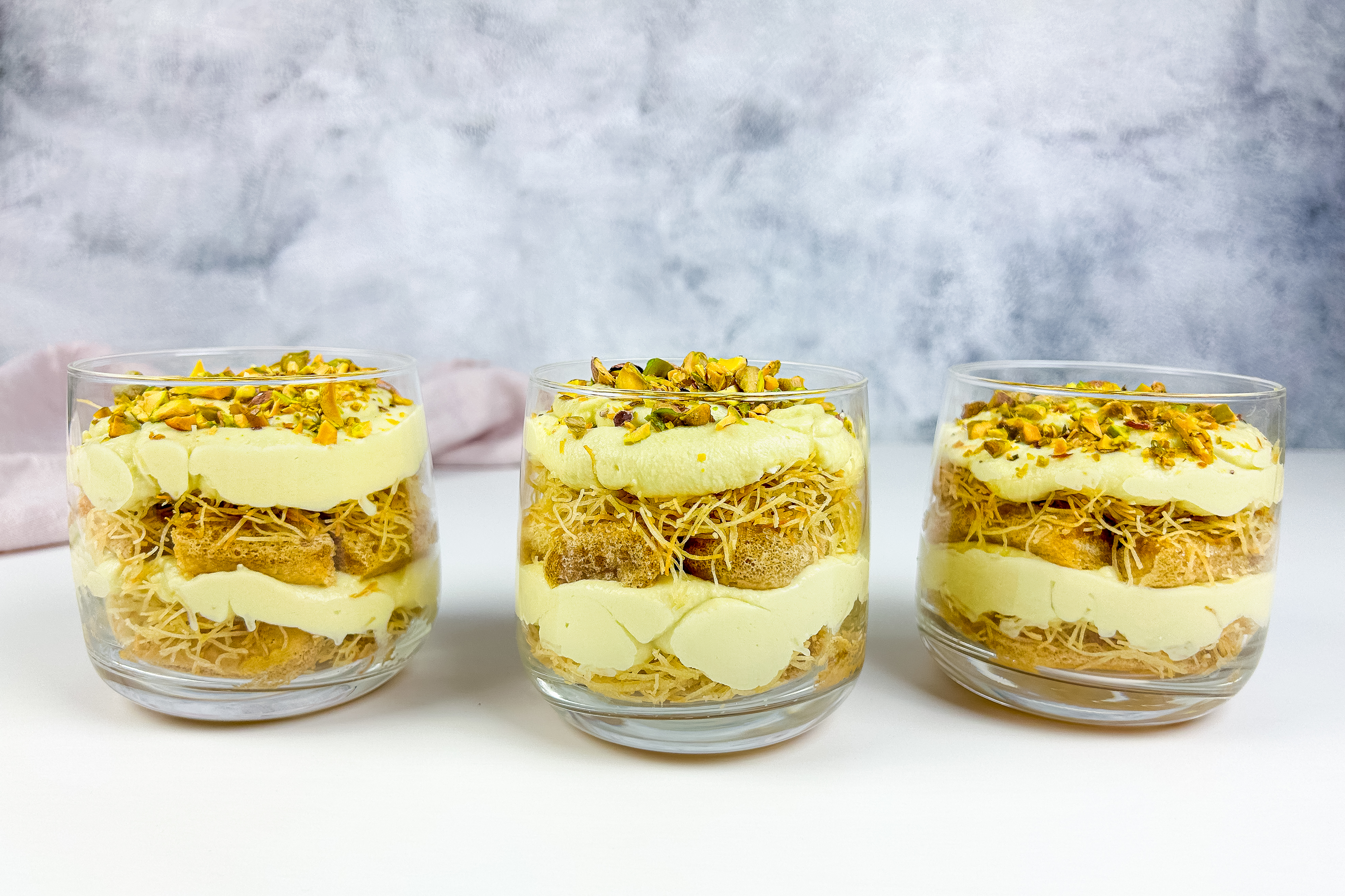 Dubajaus tiramisu su pistacijomis
