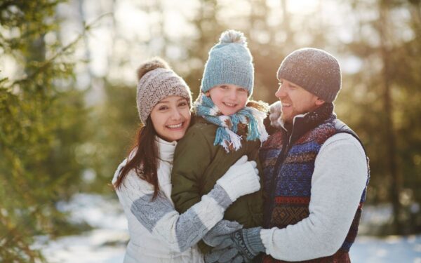 Kodėl šaltyje taip rausta veido oda? Ekspertai dalijasi patarimais kaip rūpintis ja esant šalčiams