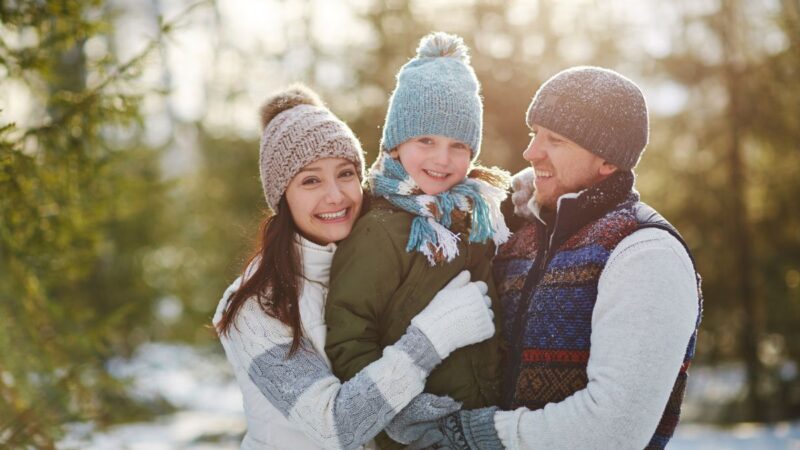 Kodėl šaltyje taip rausta veido oda? Ekspertai dalijasi patarimais kaip rūpintis ja esant šalčiams