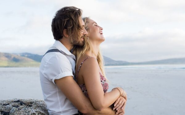 Ar priešingybės išties traukia viena kitą santykiuose?