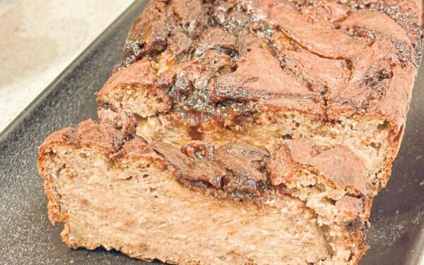 Jogurtinė bananų duona