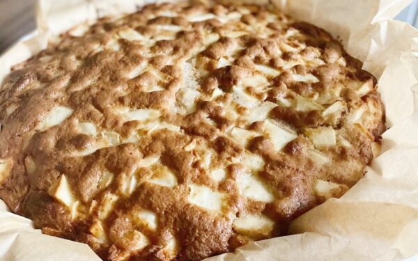 Labai drėgnas obuolių pyragas