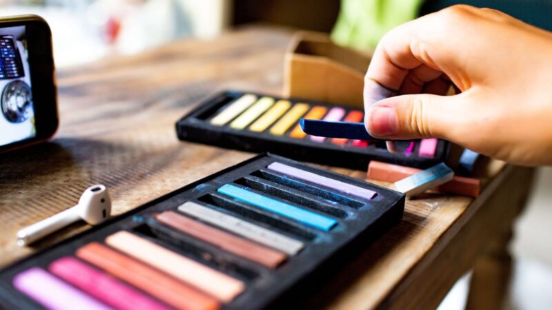 Trečiadienio spalvų vadovas (vasario 12 d.): Kurios žavios spalvos šiandien turi galios pakeisti sėkmę ir likimą keliems zodiako ženklams?