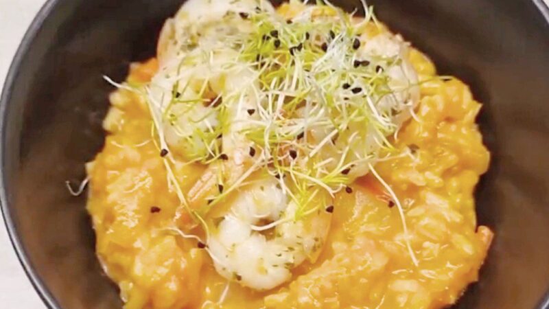 Pomidorų rizotas su krevetėmis