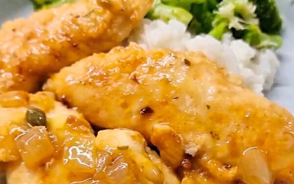 Aromatinga vištiena kaparėlių padaže