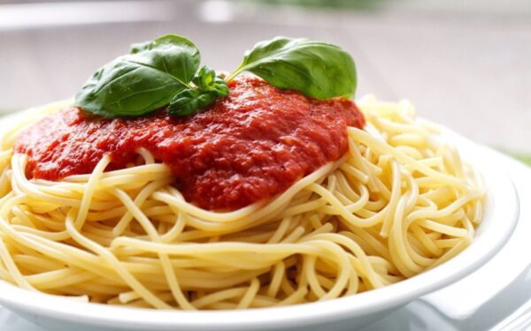 Audrey Hepburn makaronai su daržovėmis