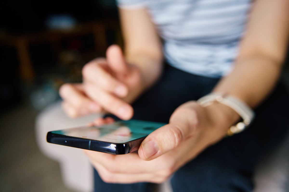 Ar socialiniai tinklai didina vienišumą? Naujas tyrimas atskleidžia tai