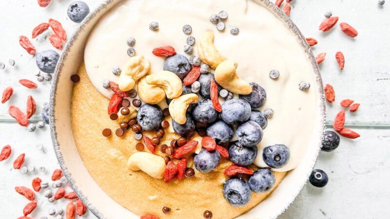 Manų košė su varškės kremu – vaikystės skonis naujai