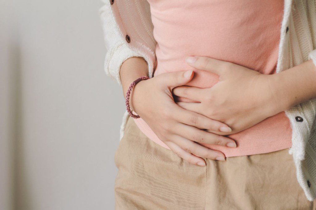 Menstruacijų simptomai, pavyzdžiui, stiprus skausmas