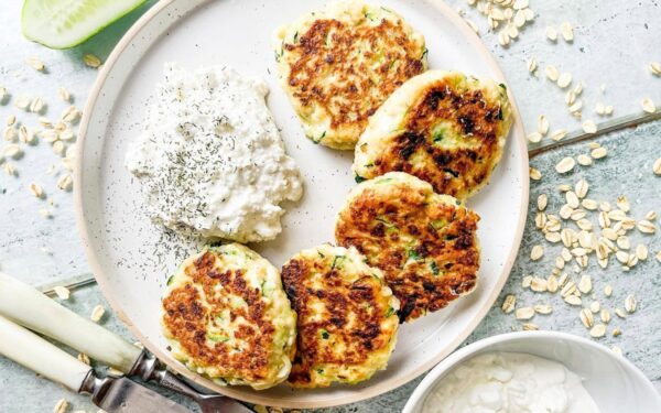 Minkšti varškėčiai su cukinija