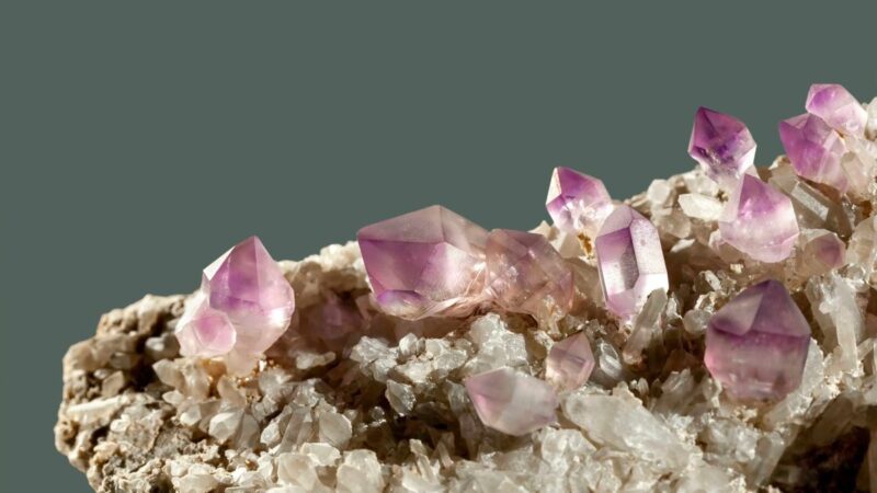 Penktadienio Akmenų Gidas (kovo 14 d.): Kuris brangakmenis yra gausos ir aiškumo raktas šiandien šiems Zodiako ženklams?