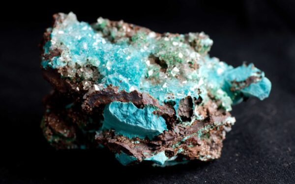 Pirmadienio akmenų vadovas (kovo 3 d.): Atskleiskite kosmines paslaptis su šiomis galingomis brangenybėmis zodiako ženklams!