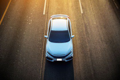 10 daiktų, kuriuos visada verta turėti savo automobilyje