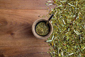 6 priežastys, kodėl turėtumėte geri Yerba Mate gėrimą
