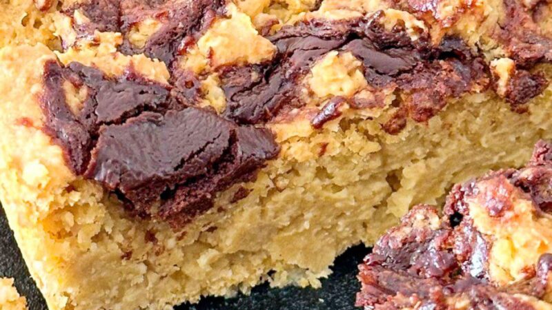 Avinžirnių ir riešutų sviesto pyragas