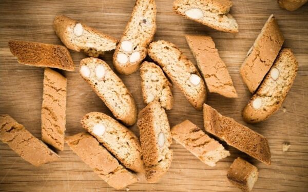 Biskočiai su lazdynų riešutais ir apelsinų aromatu