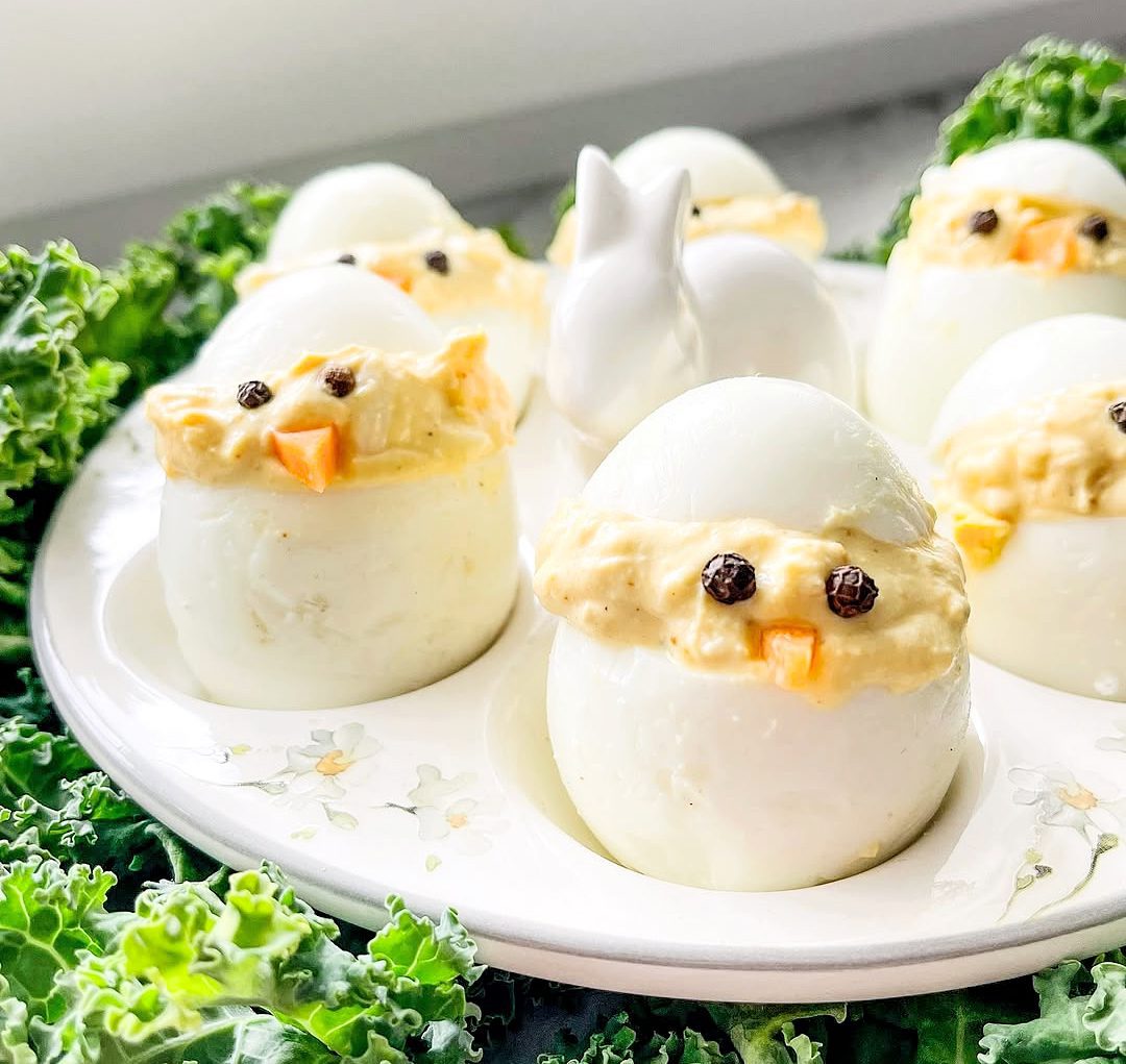 Įdaryti kiaušiniai – viščiukai