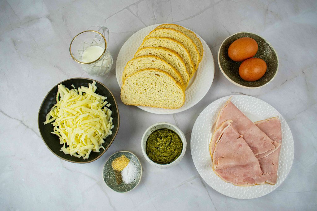 Karsti-sumustiniai-su-pesto-padazu-ingredientai - Laikas.lt Karšti sumuštiniai su pesto padažu. Ingredientai