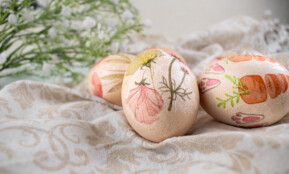 Kiaušinių marginimas dekupažu