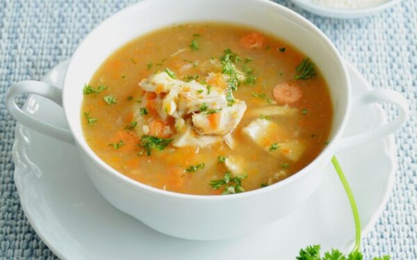 Soti vištienos sriuba su čioriso