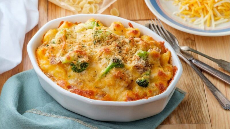 Tuno ir makaronų apkepas su daržovėmis