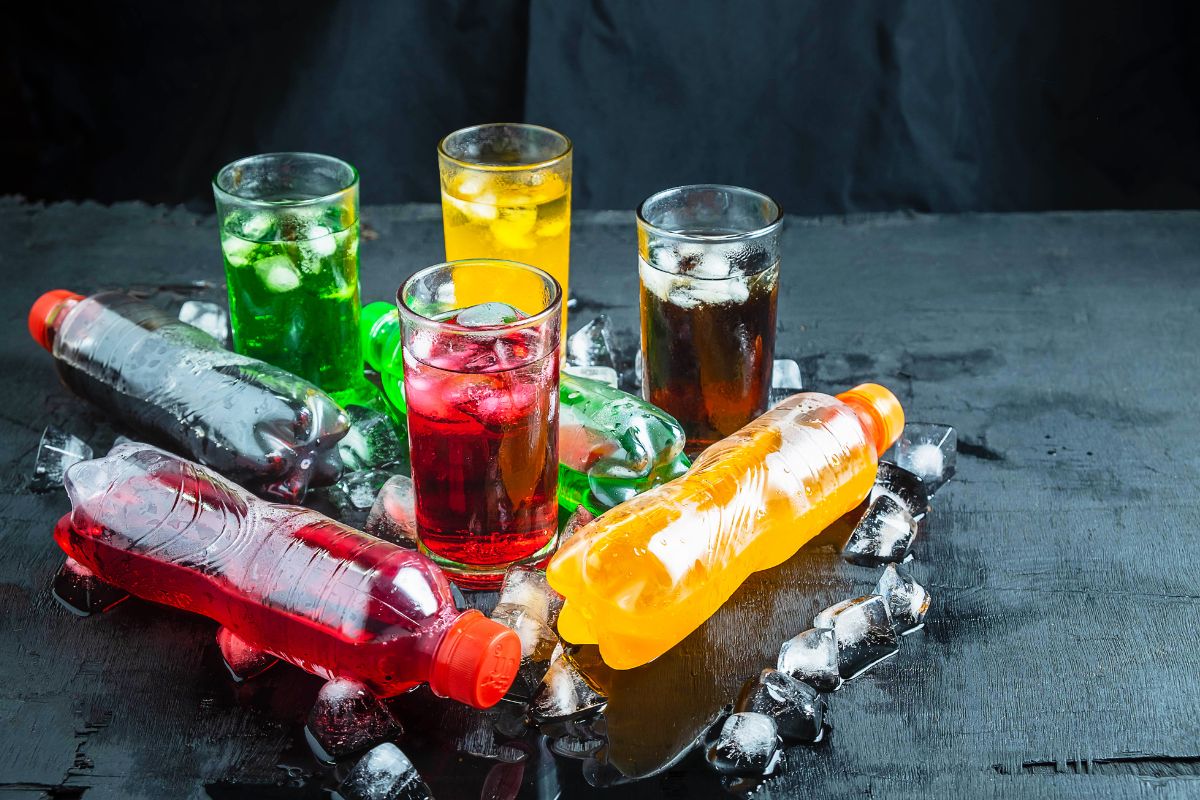 Tyrimas: dietiniuose gėrimuose randamas dirbtinis saldiklis susijęs su smegenų pokyčiais.