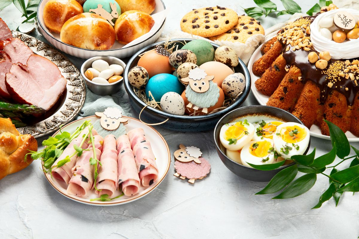 Velykų šventė: kaip apskaičiuoti maisto kiekį svečiams?