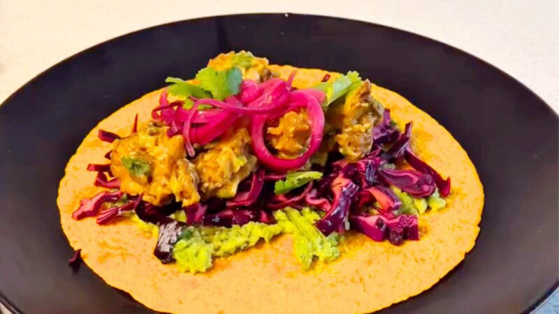 Augaliniai takos su tofu ir gvakamole